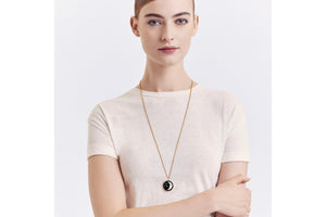 Rose Céleste Necklace • Yellow Gold, Diamonds, Mother-of-Pearl and Onyx