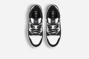 B57 Low-Top Sneaker • Black and White Smooth Calfskin with Beige and Black Dior Oblique Jacquard
