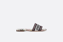 Load image into Gallery viewer, Dway Slide • White Cotton Embroidered with Multicolor Libellule Camouflage Motif

