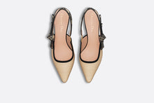 Load image into Gallery viewer, J&#39;Adior Slingback Pump • Natural Raffia and Black Embroidered Cotton

