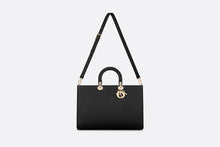 Load image into Gallery viewer, Extra-Large Lady D-Sire Bag • Black Bull Leather
