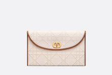 Load image into Gallery viewer, 30 Montaigne Avenue Pouch with Flap • Beige Macrocannage Pibiones-Woven Cotton
