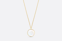 Load image into Gallery viewer, Rose des Vents Medallion Necklace • Yellow Gold, Diamond and Mother-of-pearl
