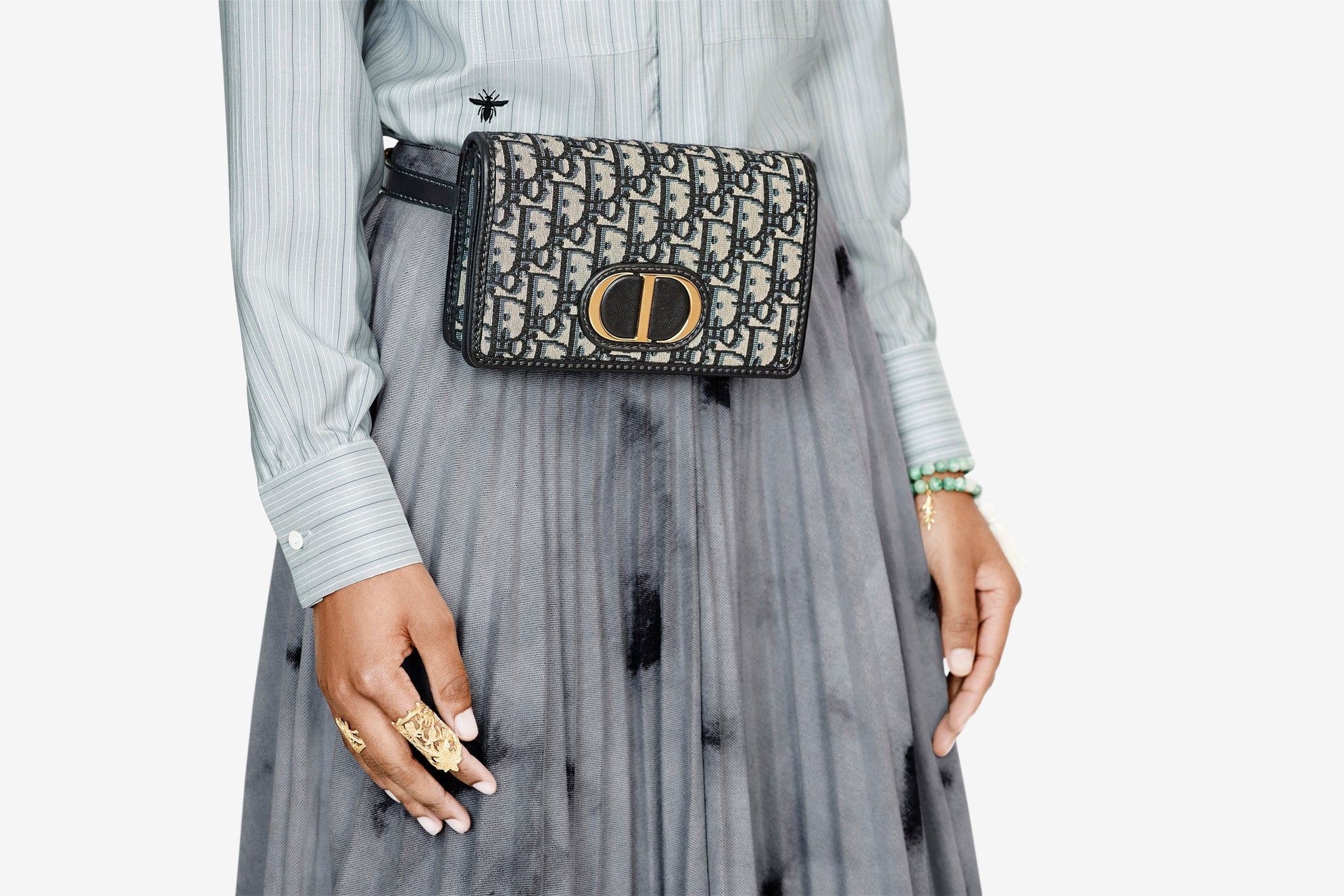 Túi Xách Nữ Dior 30 Montaigne Hobo Avenue Mini Bag Blue Oblique 21x13x5cm -  DWatch Luxury