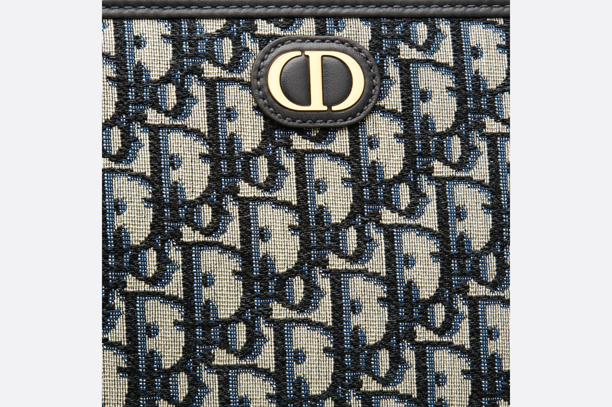 30 Montaigne East-West Bag • Blue Dior Oblique Jacquard – Dior Couture UAE