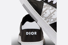 Load image into Gallery viewer, B27 Kid&#39;s Low-Top Sneaker • Black and White Smooth Calfskin and White Dior Oblique Galaxy Leather
